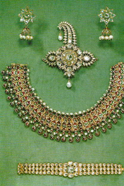 An Illustrated Dictionary of Jewelry